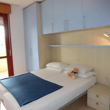 One Bedroom Flat With Pool-beahost Διαμέρισμα *