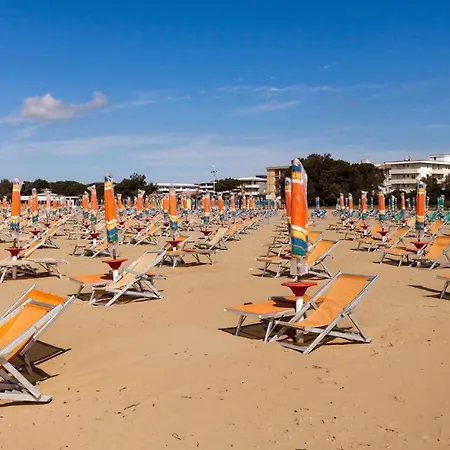 One Bedroom Flat With Pool-beahost *