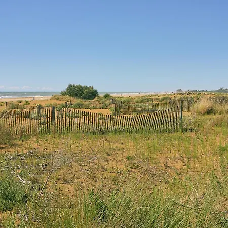 One Bedroom Flat With Pool-beahost Lägenhet