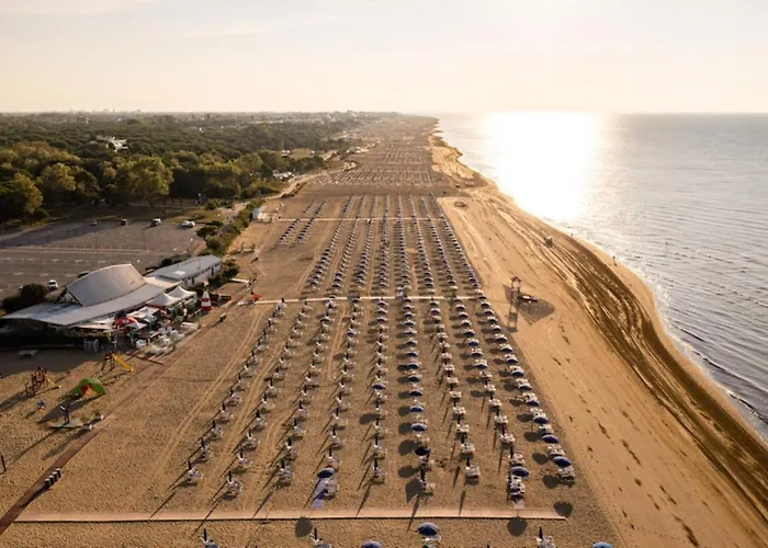 Apartman One Bedroom Flat With Pool-beahost *